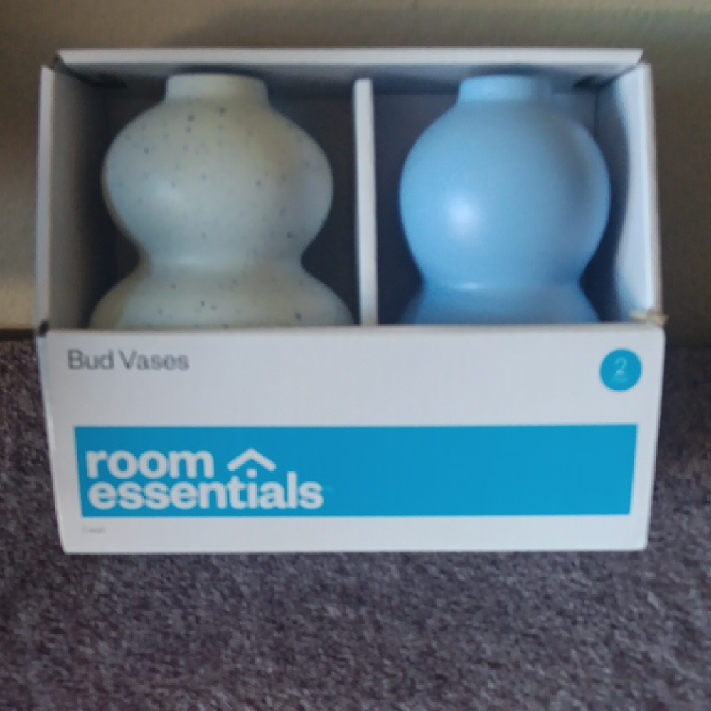 Room Essentials Two-Piece Bud Vase Set - Blue & Speckled Cream New